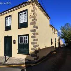 Extraordinaria casa de pueblo canaria en el norte de Tenerife con dependencias