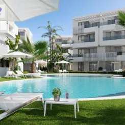 Attraktive Penthouse-Wohnungen mit 3 Schlafzimmern, 2 Bädern und Gemeinschaftspool in wunderschöner Anlage