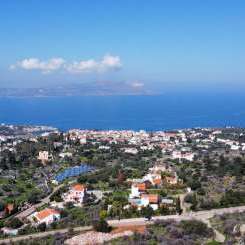 Kreta, Kokkino Chorio: Großes Grundstück mit unverbaubarem Meerblick zu verkaufen