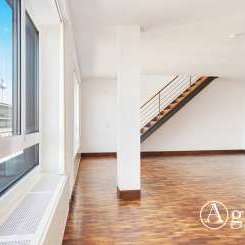 Offen geschnittene 3-Zimmer-Maisonette-Wohnung mit EBK und Stellplatz in Premium-Lage!