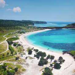 Lombok-Bali, 4180 qm Land mit 3 historischen Gebäuden, Strandlage