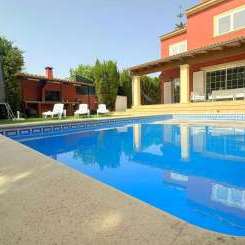Exklusive Doppelhaushälfte mit Ferienvermietungslizenz & Privatpool - Ihr Traumdomizil auf Mallorca