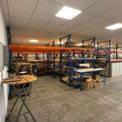 Nachmieter für gepflegte 145 m² Lagerhalle in Hemmingen gesucht!